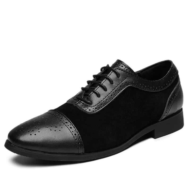Carved Leather Upper Casual Shoes for Gentlemen