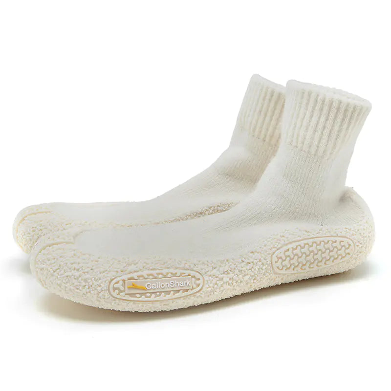 Golen Shark Winter Thickened Silent Yoga Shoes