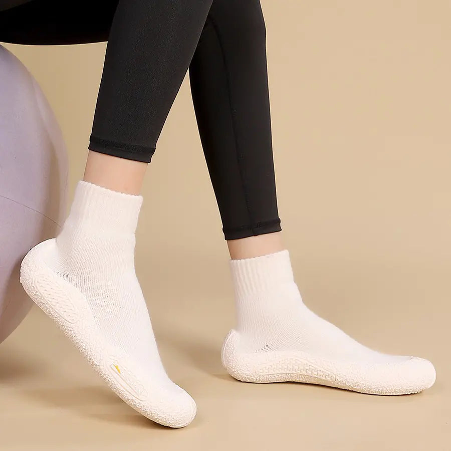 Golen Shark Winter Thickened Silent Yoga Shoes